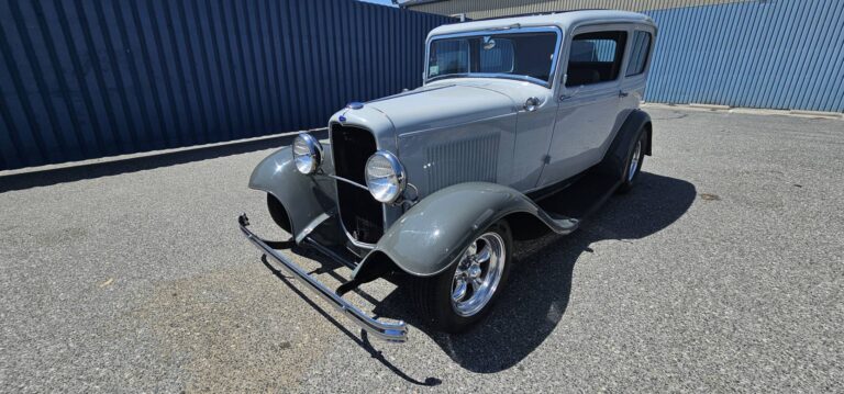 1932 FORD TUDOR STREET ROD